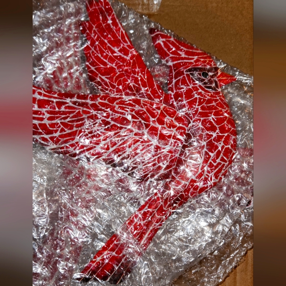Red bird decoration